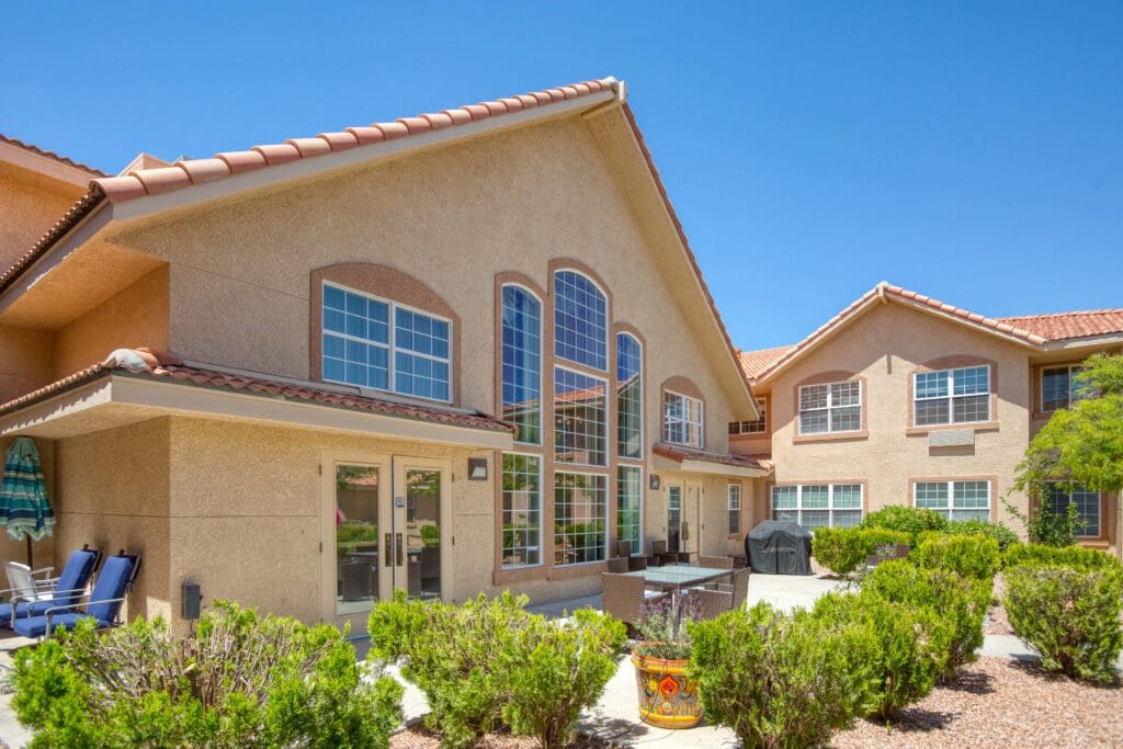 Exterior image of Vista Pointe at Green Valley.
